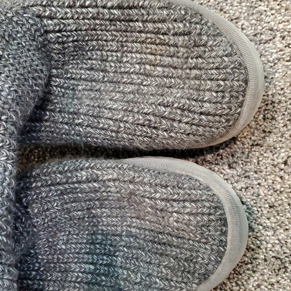 Ugg Australia Women 5819 Sweater Knit Button Boots shoes sz 8 - Picture 10 of 13